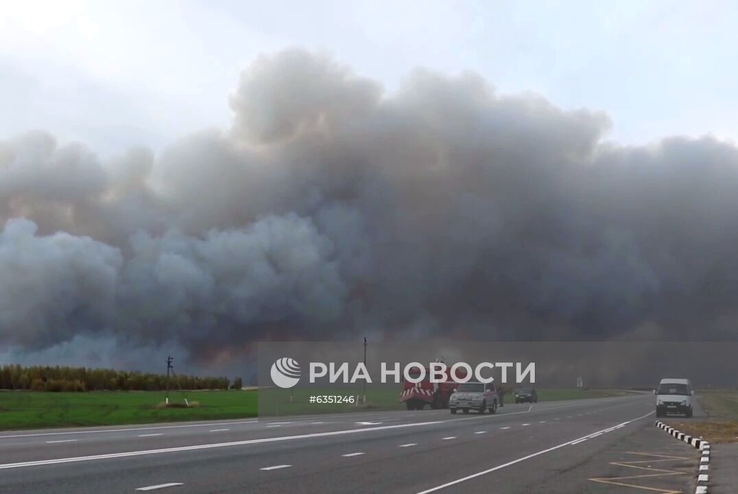 Взрывы на бывших военных складах в Рязанской области