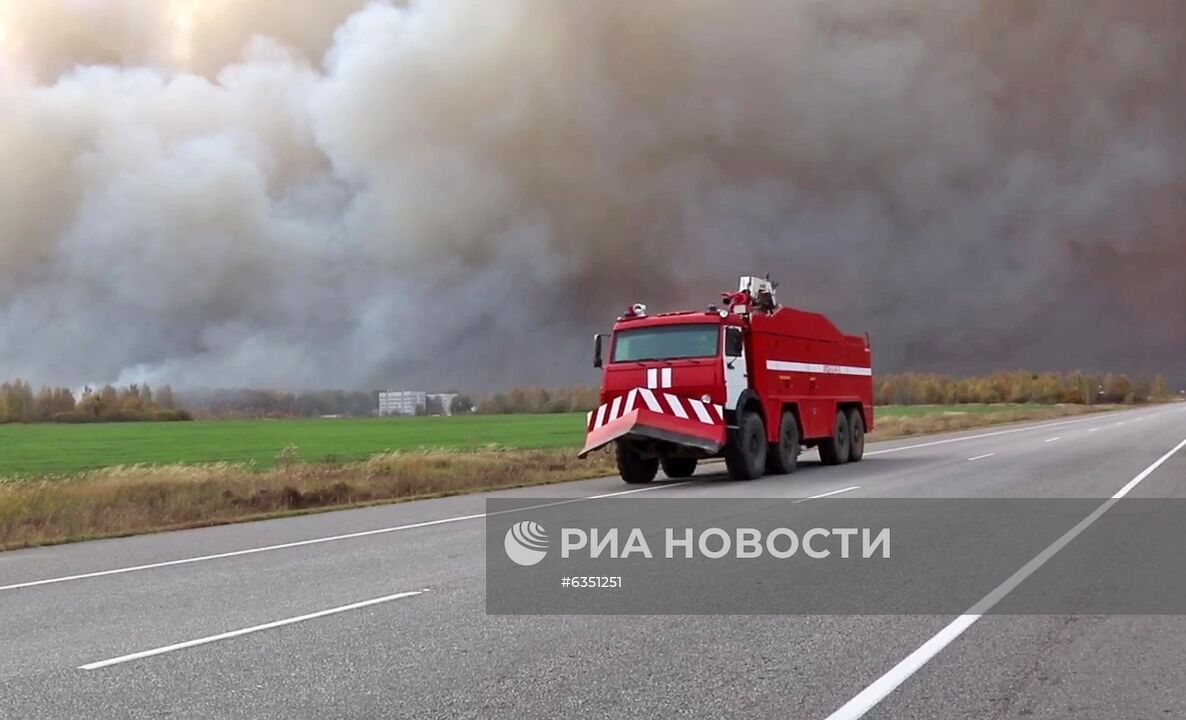 Взрывы на бывших военных складах в Рязанской области