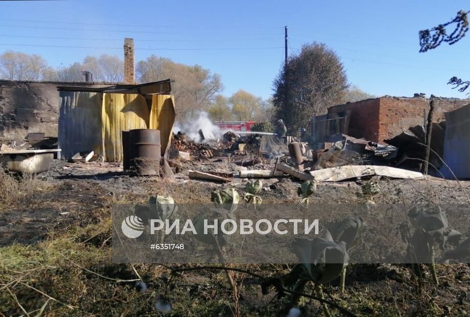 Взрывы на бывших военных складах в Рязанской области