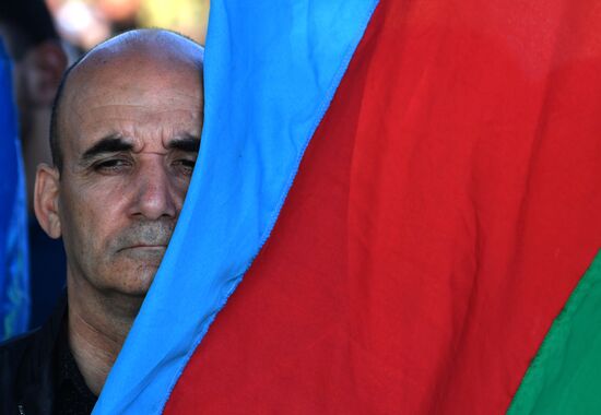 Похороны погибшего во время боевых действий азербайджанского военнослужащего