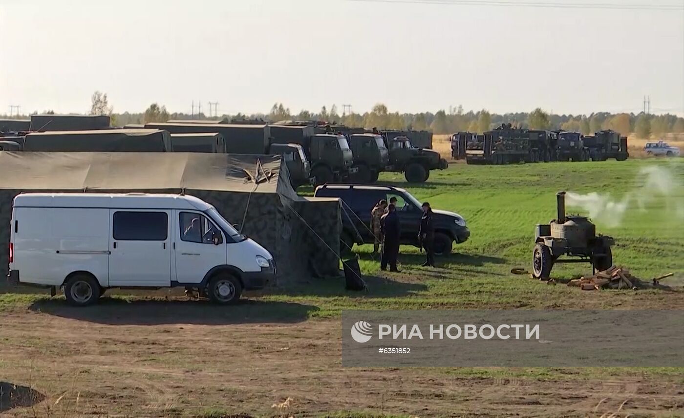 Взрывы на бывших военных складах в Рязанской области