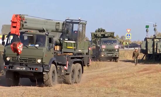 Взрывы на бывших военных складах в Рязанской области