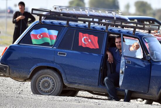 Похороны погибшего во время боевых действий азербайджанского военнослужащего