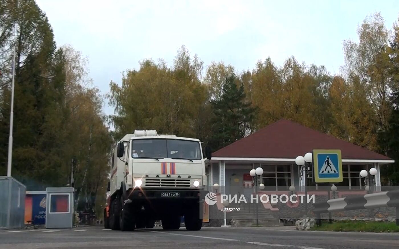 Взрывы на бывших военных складах в Рязанской области