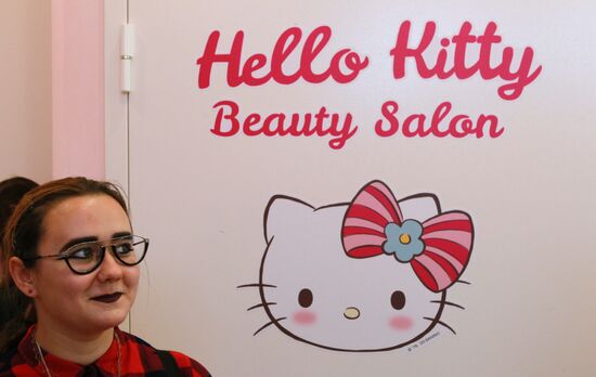 Открытие салона красоты Hello Kitty