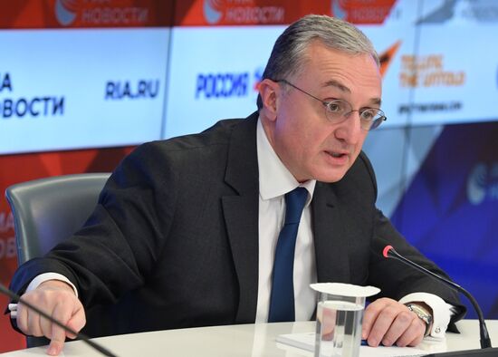 Онлайн-конференция "Встреча Министра иностранных дел Армении З. Мнацаканяна с российскими экспертами"