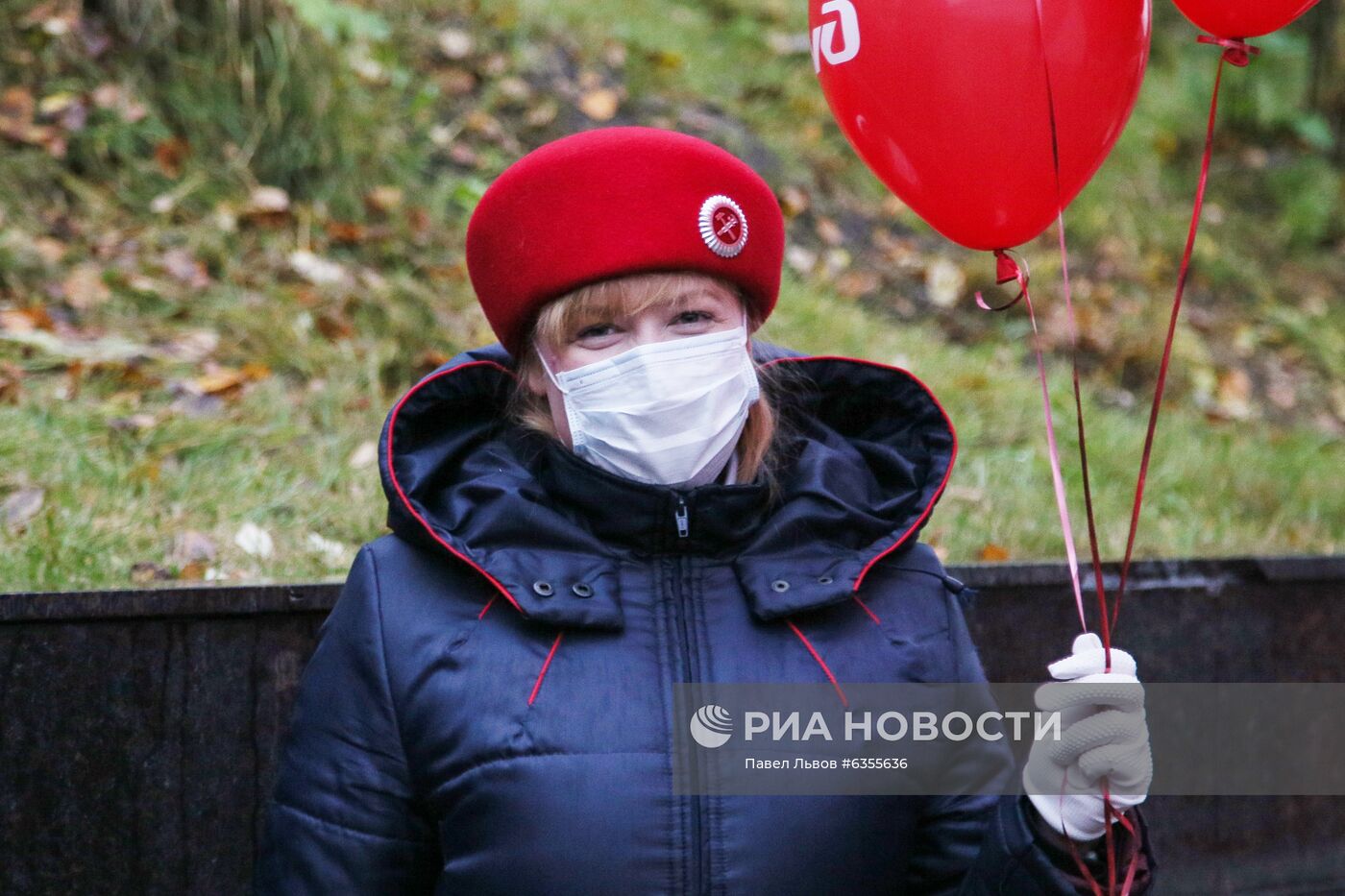 Пассажирское движение по новому ж/д мосту под Мурманском открыл двухэтажный поезд