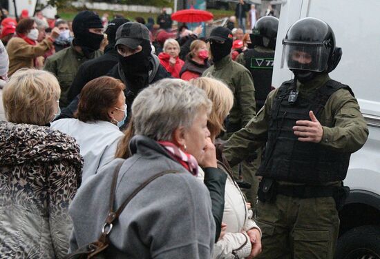 Акция протеста пенсионеров в Минске