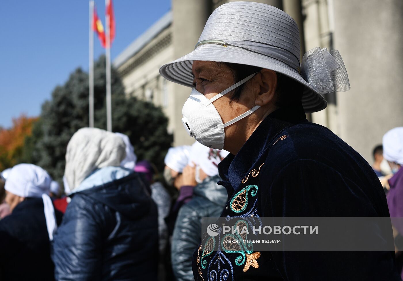 Парламент Киргизии утвердил назначение С. Жапарова на пост премьер-министра