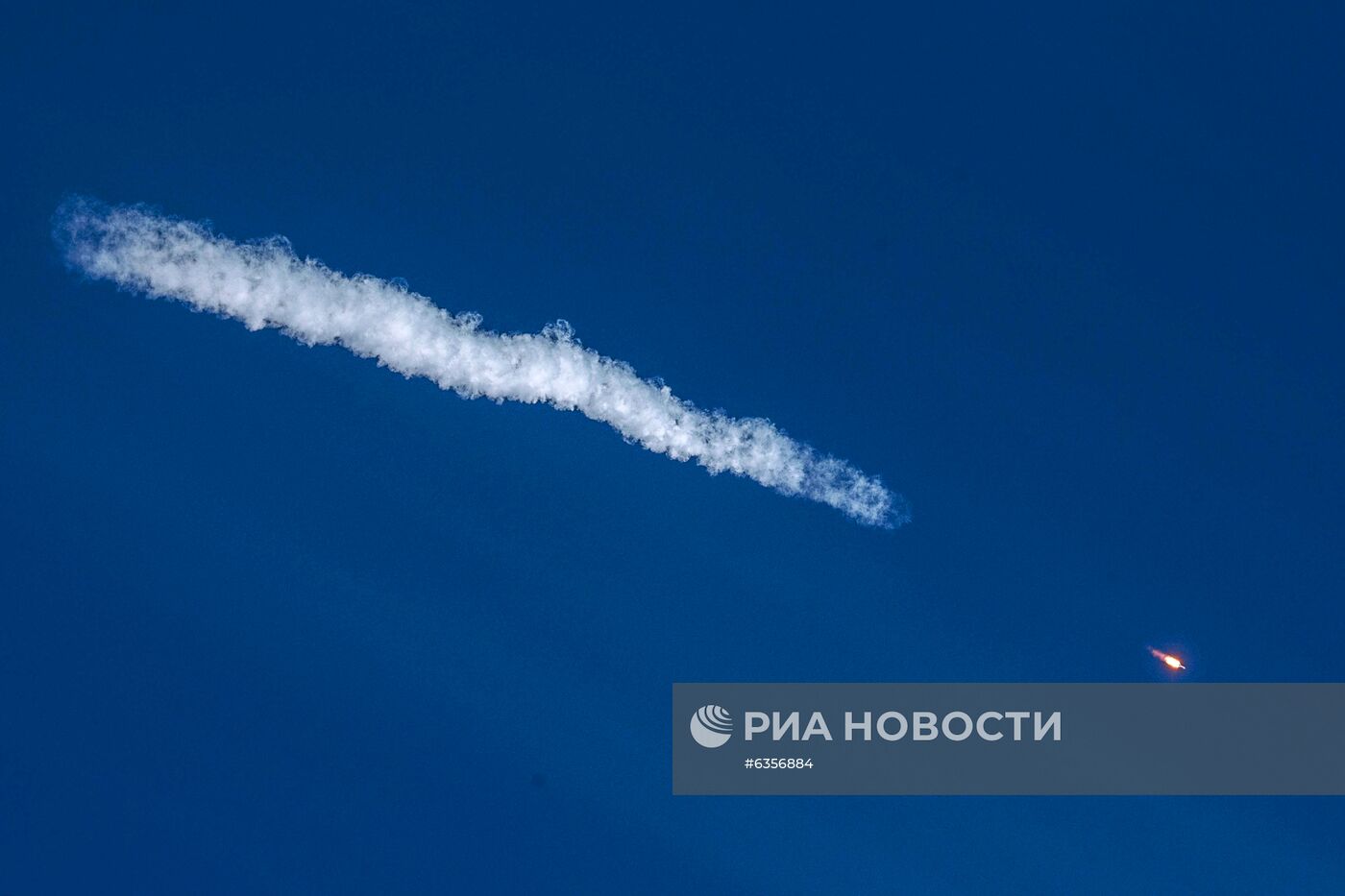 Запуск РН "Союз-2-1а" с кораблем "Союз МС-17" с космодрома Байконур 