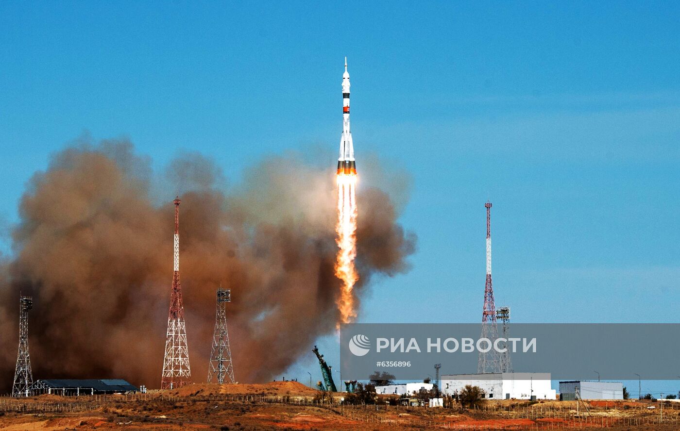 Запуск РН "Союз-2-1а" с кораблем "Союз МС-17" с космодрома Байконур 