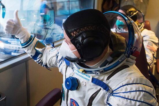 Запуск РН "Союз-2-1а" с кораблем "Союз МС-17" с космодрома Байконур 