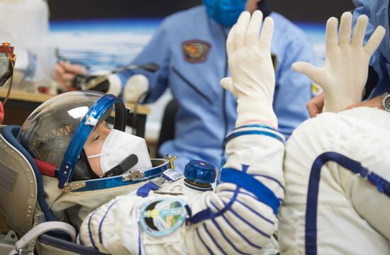 Запуск РН "Союз-2-1а" с кораблем "Союз МС-17" с космодрома Байконур 