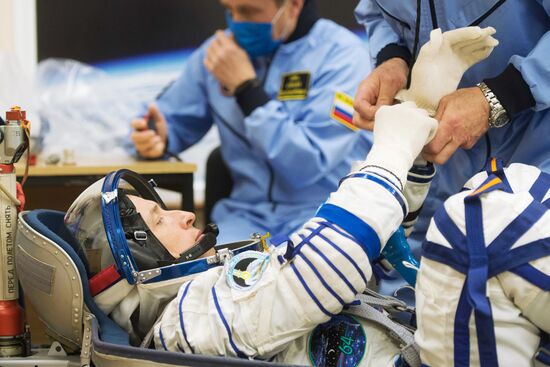 Запуск РН "Союз-2-1а" с кораблем "Союз МС-17" с космодрома Байконур 