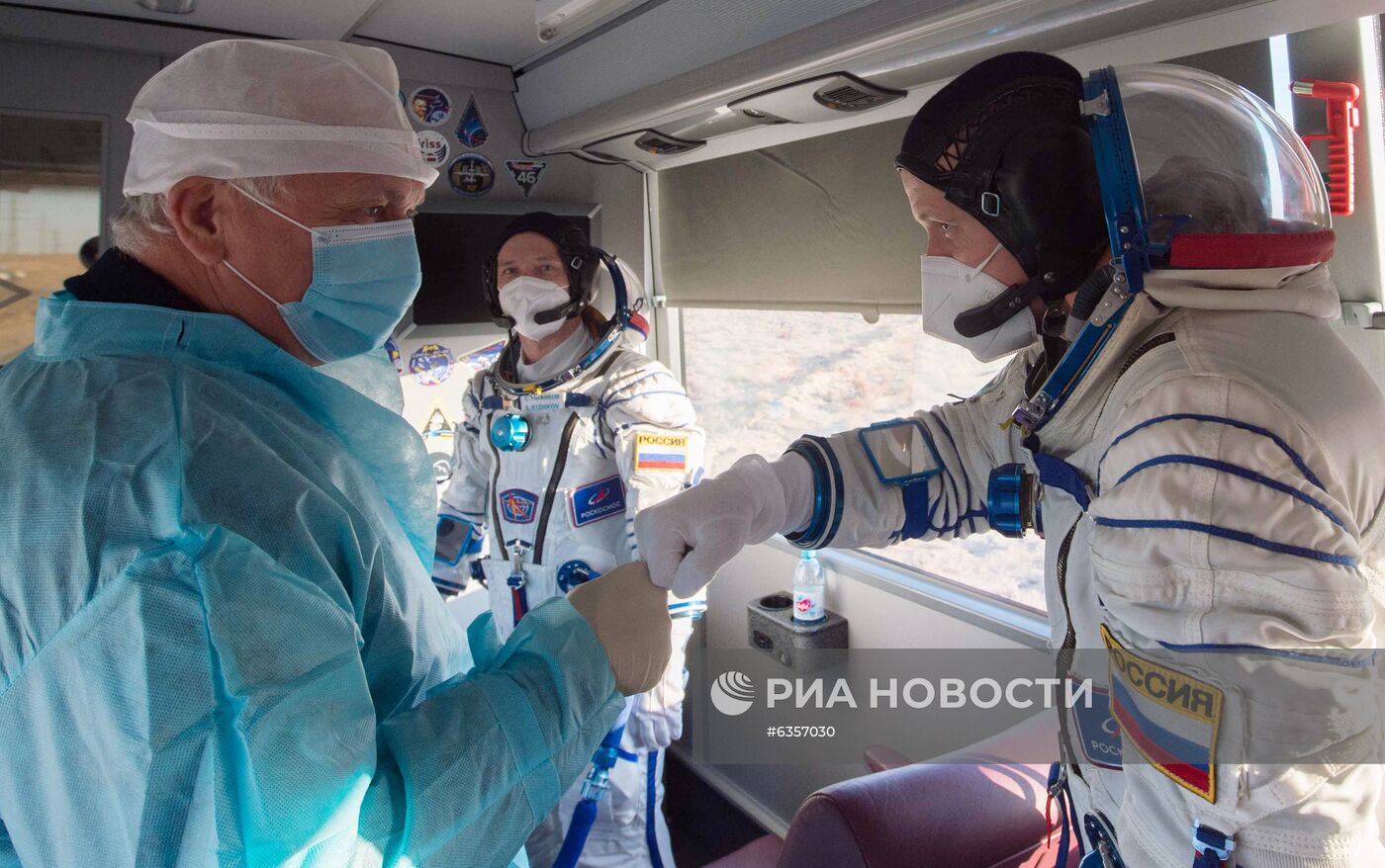 Запуск РН "Союз-2-1а" с кораблем "Союз МС-17" с космодрома Байконур 