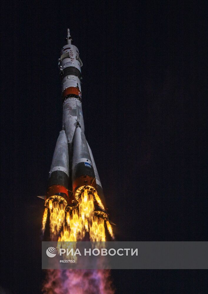 Запуск РН "Союз-2-1а" с кораблем "Союз МС-17" с космодрома Байконур 