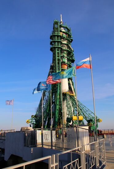 Запуск РН "Союз-2-1а" с кораблем "Союз МС-17" с космодрома Байконур 