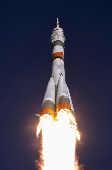 Запуск РН "Союз-2-1а" с кораблем "Союз МС-17" с космодрома Байконур 