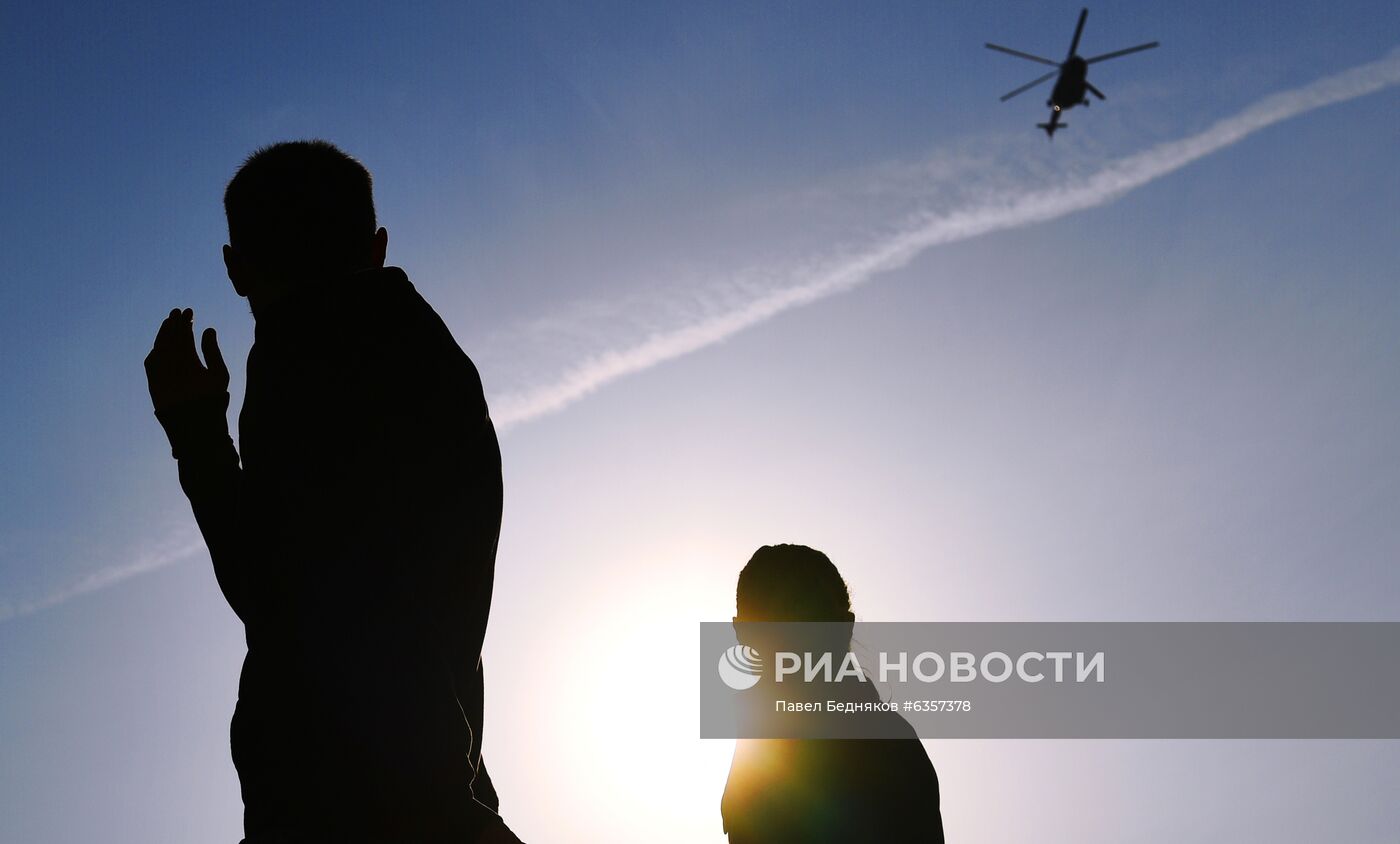 Фичер - тени в Москве