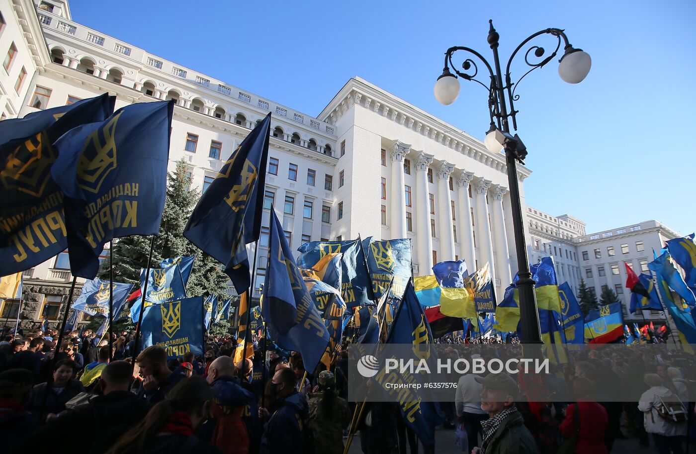 Марши националистов на Украине