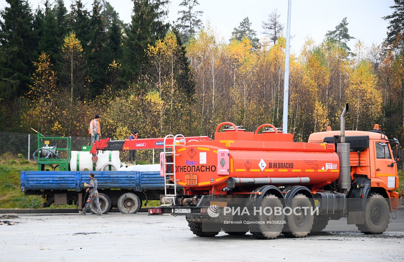 Демонстрация испытаний крупных мостов на прочность на ЦКАД-3