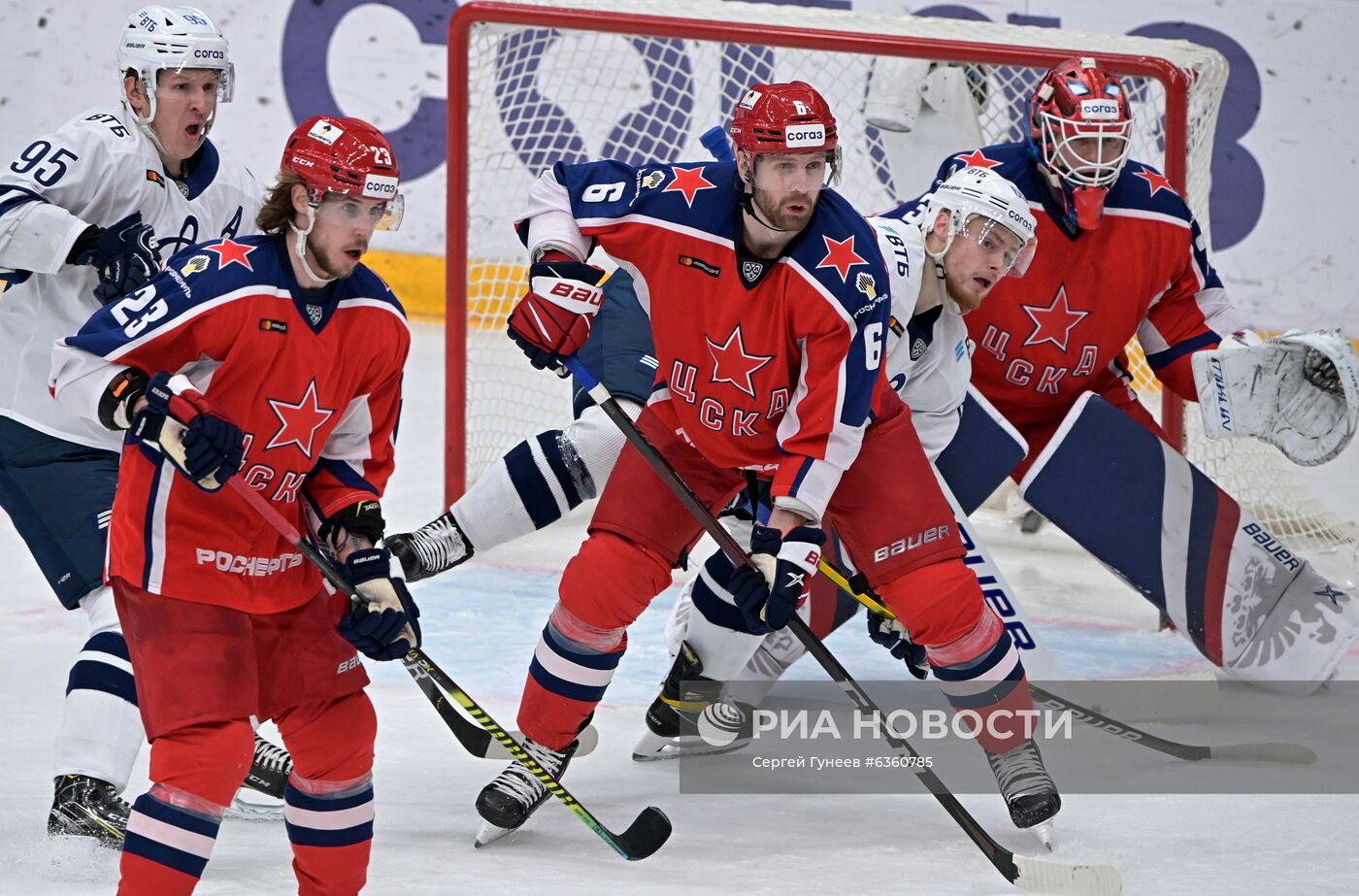 Хоккей. КХЛ. Матч ЦСКА - "Динамо" (Москва)