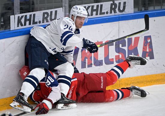 Хоккей. КХЛ. Матч ЦСКА - "Динамо" (Москва)