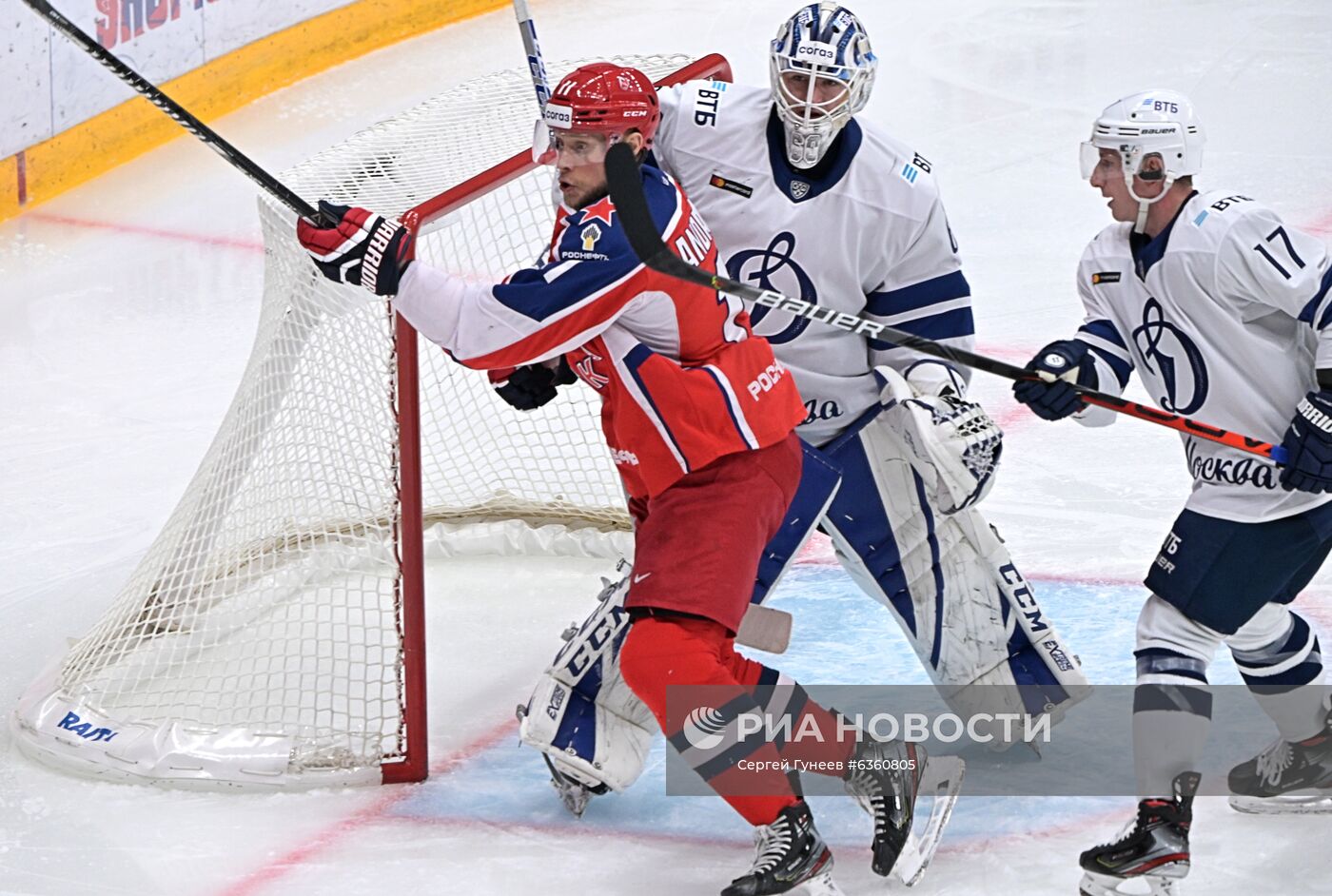 Хоккей. КХЛ. Матч ЦСКА - "Динамо" (Москва)