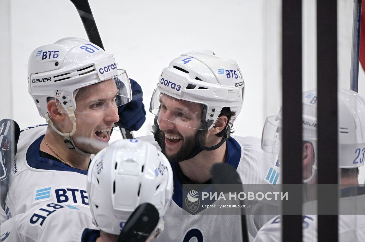 Хоккей. КХЛ. Матч ЦСКА - "Динамо" (Москва)