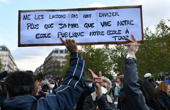 Акция памяти в Париже