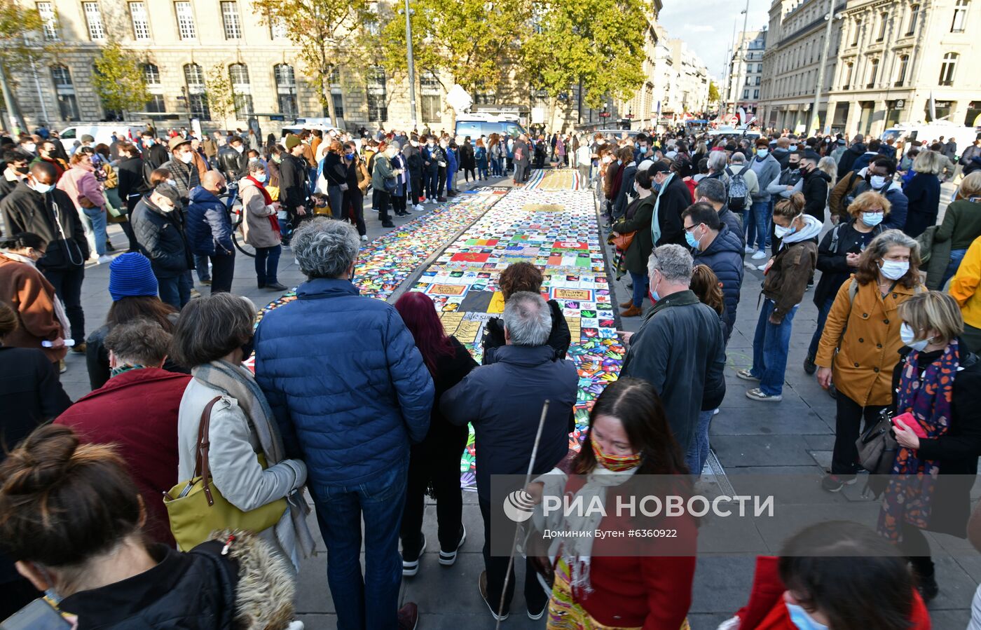 Акция памяти в Париже