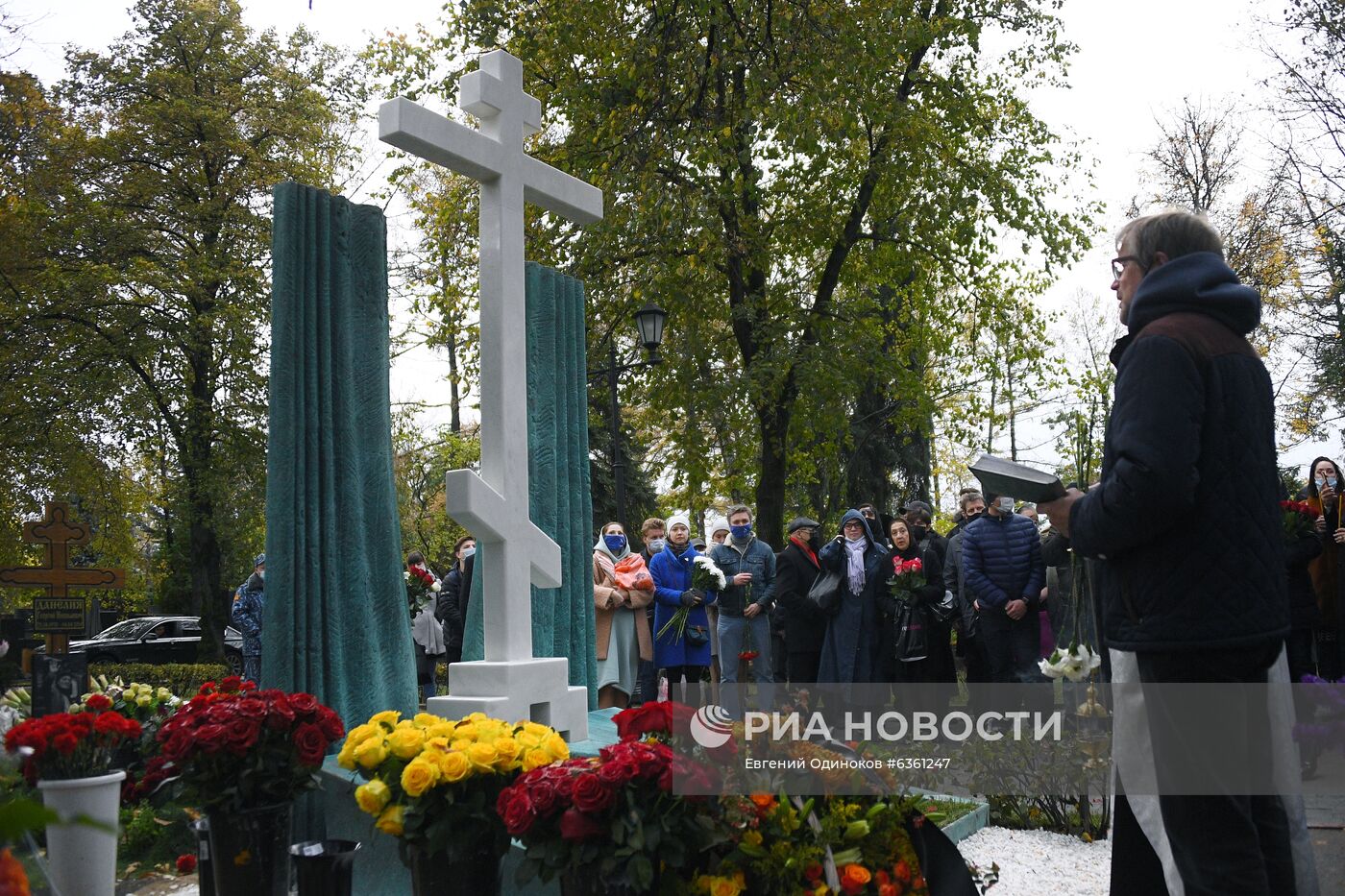 Открытие памятника М. Захарову на Новодевичьем кладбище