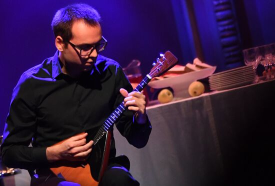 Клубный вечер "СТИХиЯ во время чумы" в театре "Школа современной пьесы"