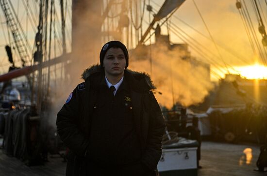 Экспедиция учебного парусного судна "Седов" по маршруту Северного пути