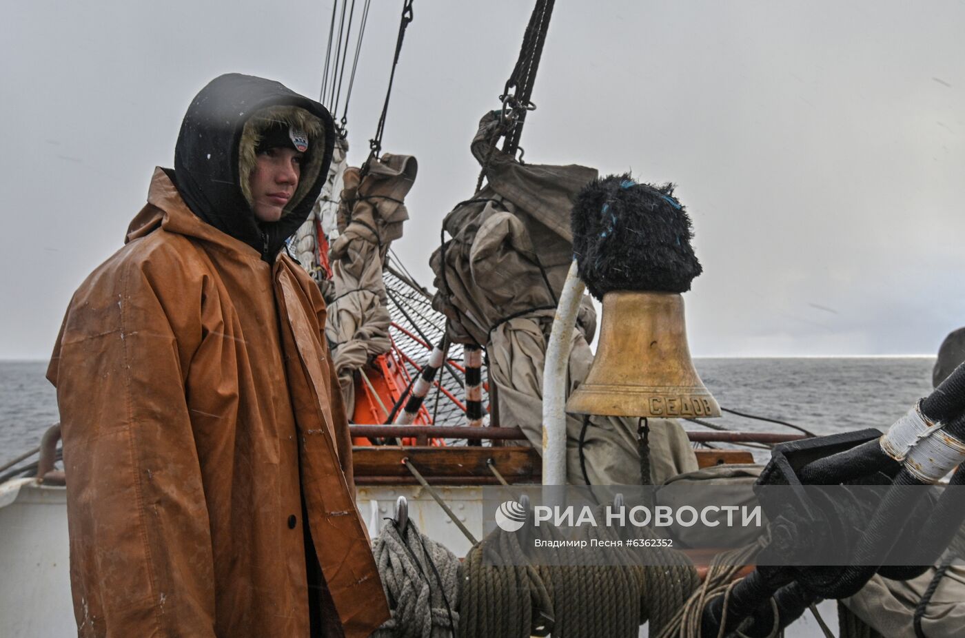 Экспедиция учебного парусного судна "Седов" по маршруту Северного пути