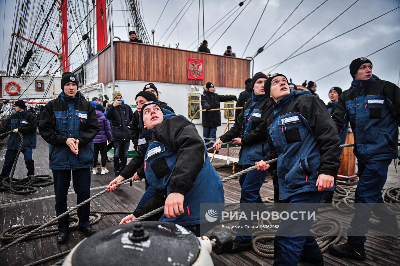 Экспедиция учебного парусного судна "Седов" по маршруту Северного пути