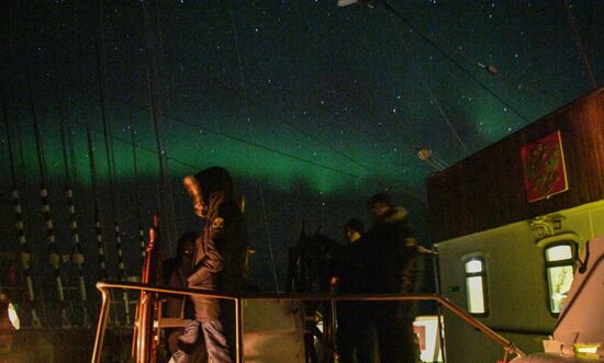 Экспедиция учебного парусного судна "Седов" по маршруту Северного пути