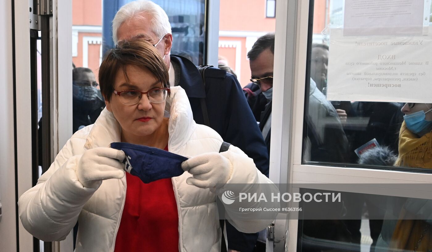 Рассмотрение по существу дела муниципального депутата Ю. Галяминой