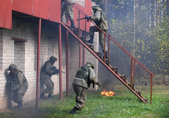 Тренировка спецназа Западного военного округа