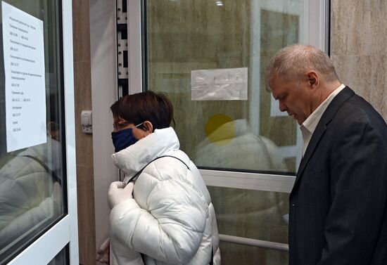 Рассмотрение по существу дела муниципального депутата Ю. Галяминой