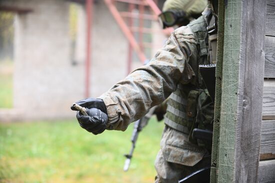 Тренировка спецназа Западного военного округа