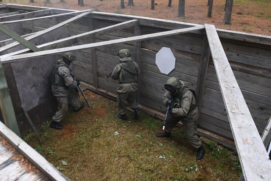 Тренировка спецназа Западного военного округа