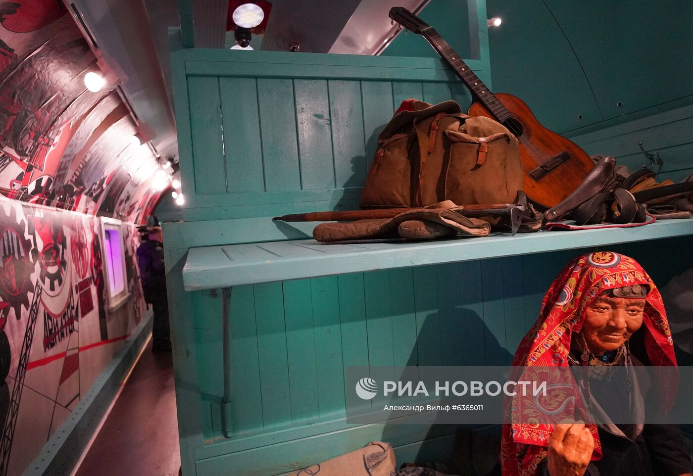 Отправление "Поезда Победы" с Белорусского вокзала