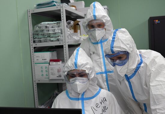 Временный госпиталь COVID-19 на ВДНХ 