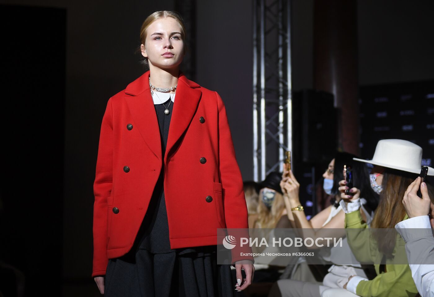 Mercedes-Benz Fashion Week Russia. День четвертый