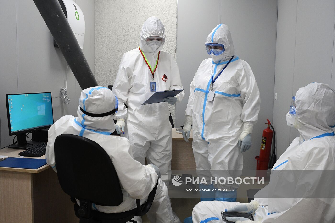 Временный госпиталь COVID-19 на ВДНХ 