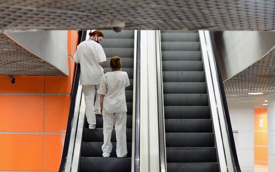 Временный госпиталь COVID-19 на ВДНХ 