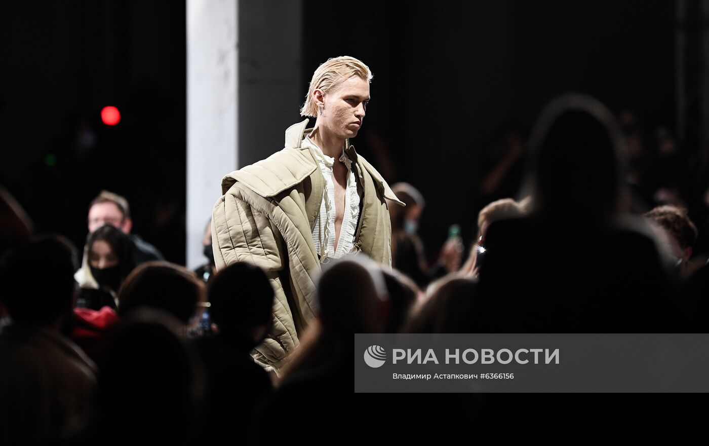 Mercedes-Benz Fashion Week Russia. День четвертый