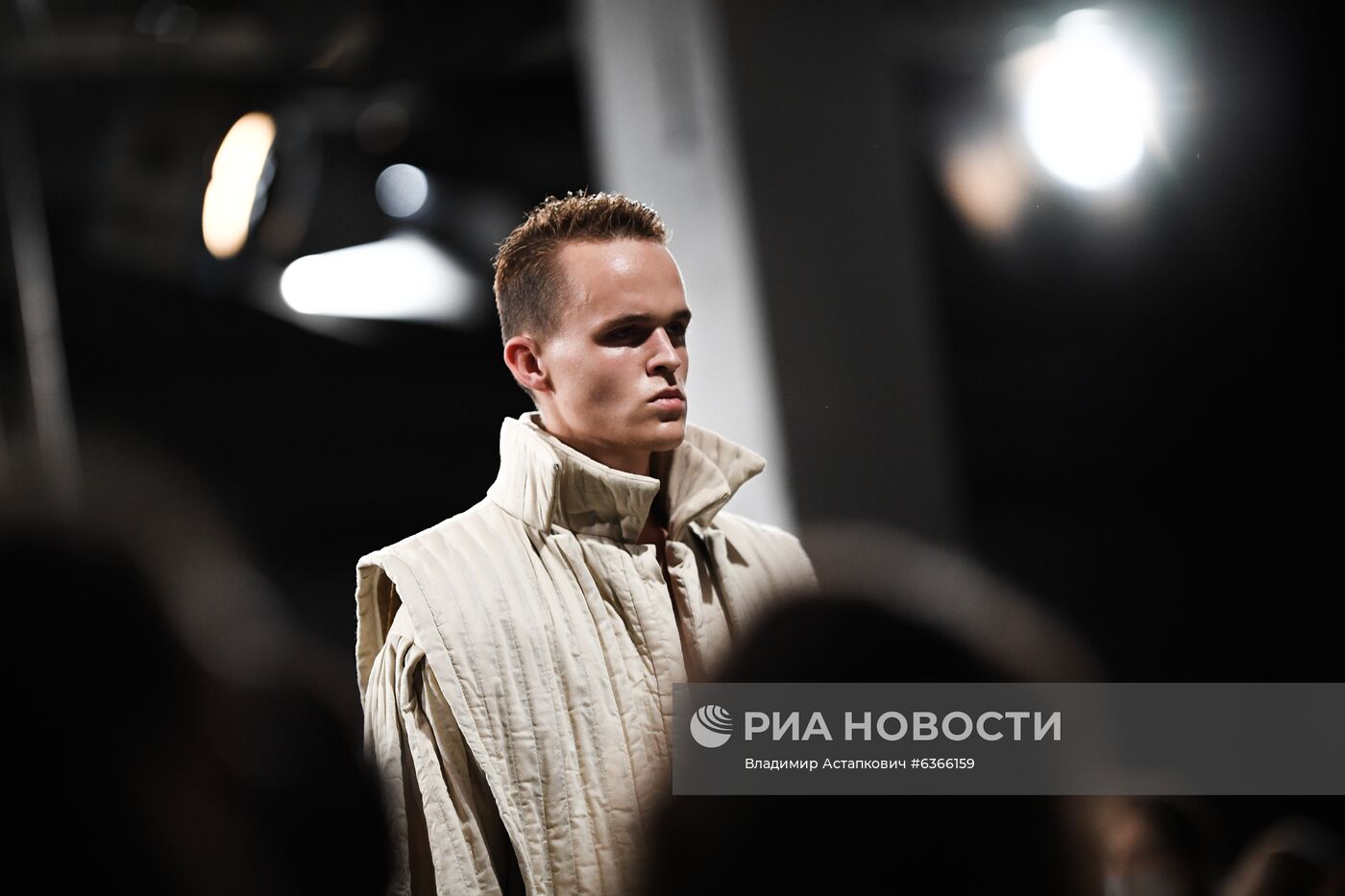 Mercedes-Benz Fashion Week Russia. День четвертый