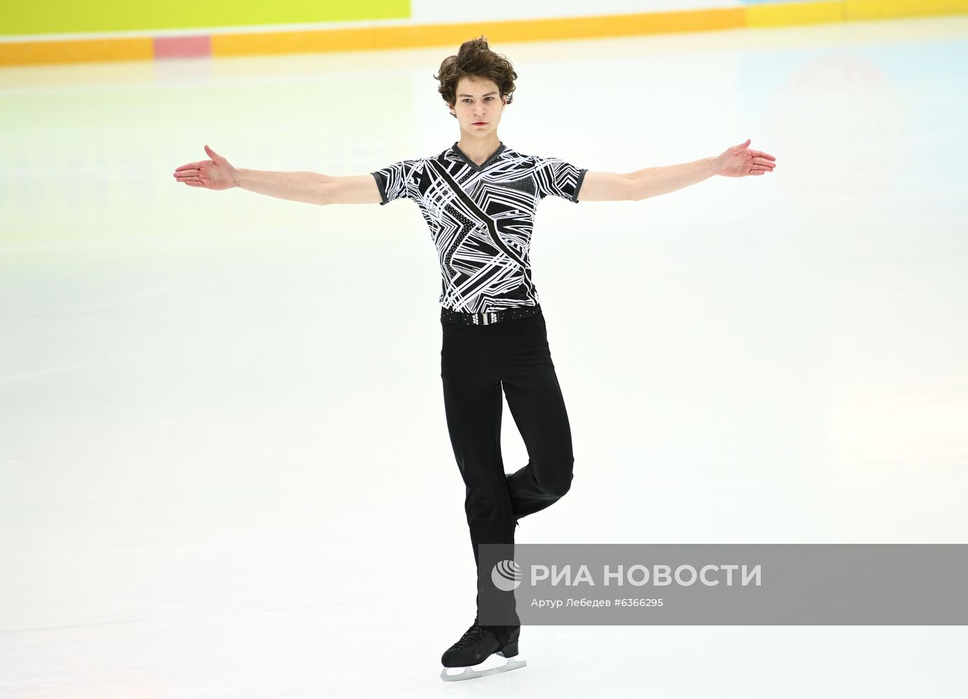 Фигурное катание. III этап Кубка России. Мужчины. Короткая программа